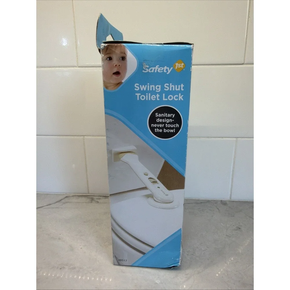 Safety 1st Swing Shut Toilet Lock 48517  Baby Proof Hygienic New